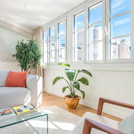 Penthouse Loft - 4 Guests - In Heart Of