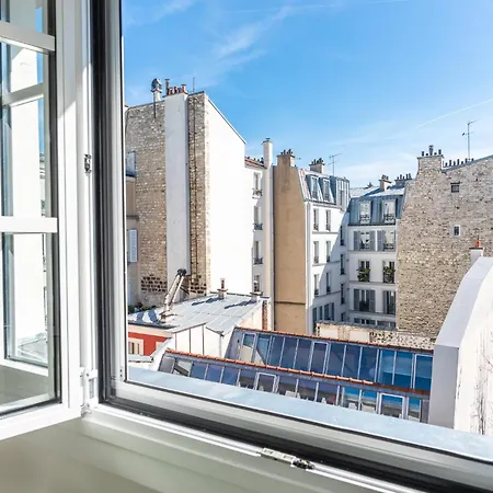Penthouse Loft - 4 Guests - In Heart Of